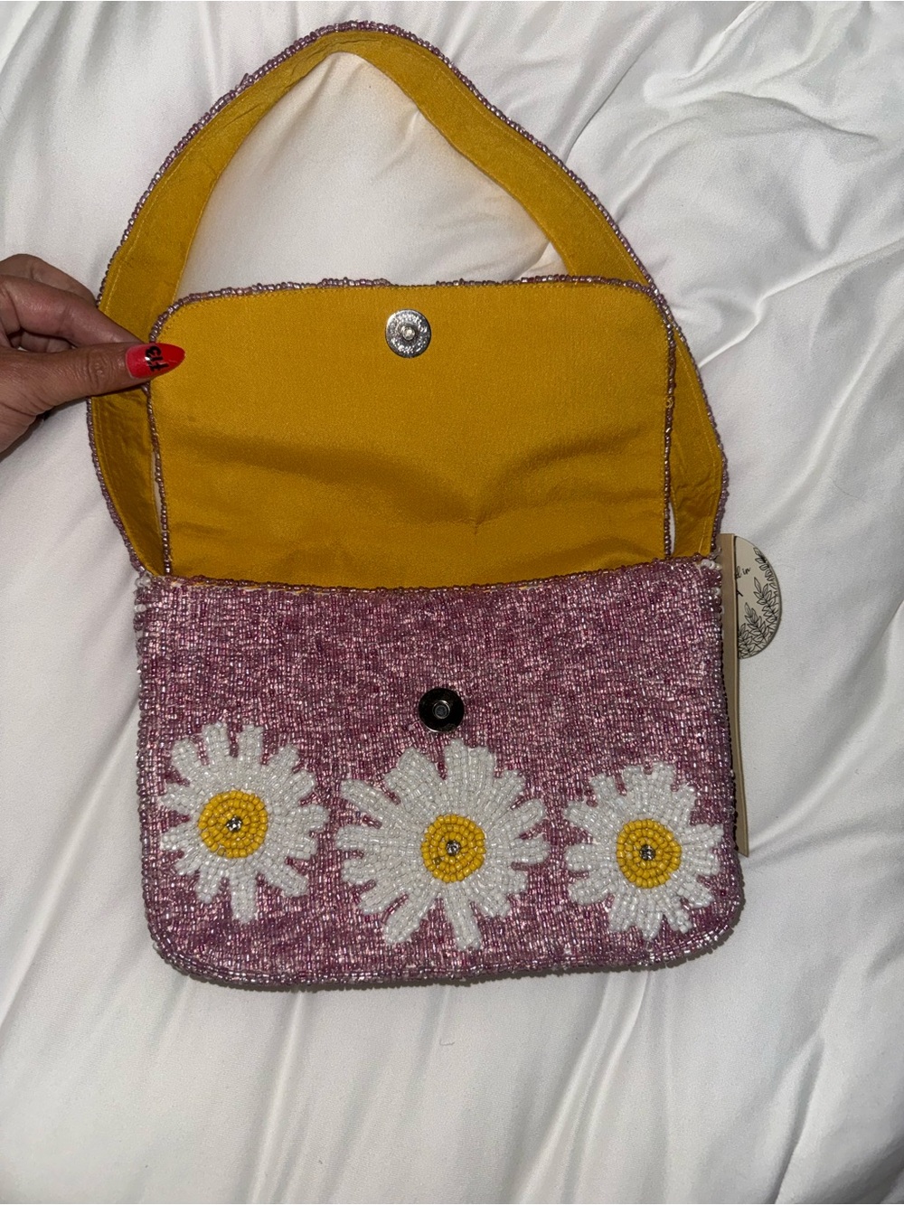 White Daisy Beaded Shoulder Bag Handmade in India New with Tags - Picture 11 of 15